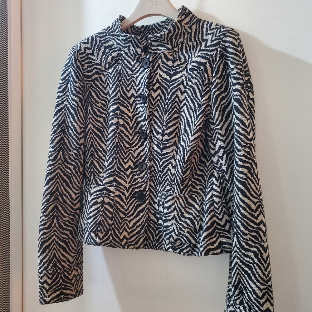 Zebra striped knit blazer / cardigan, black & white animal print, size 2